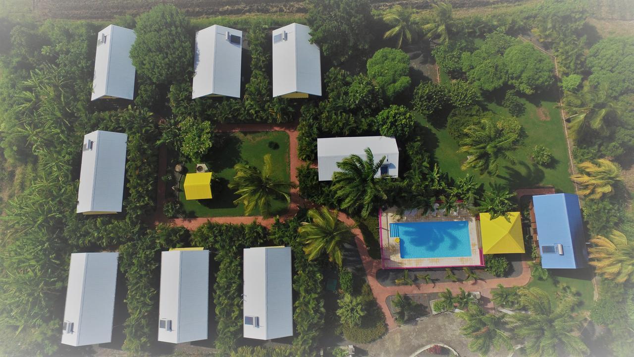 Domaine Saint Francois Hotel Buitenkant foto