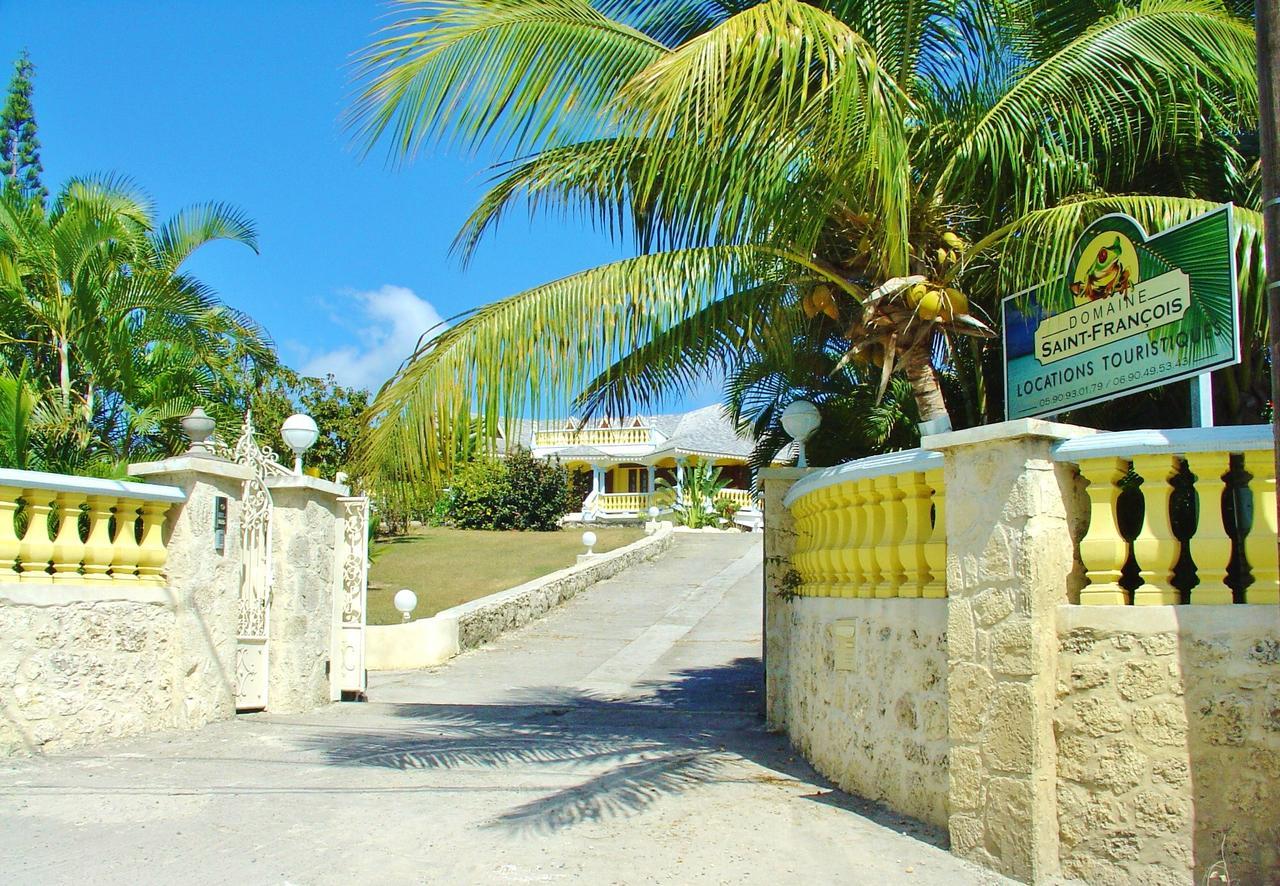 Domaine Saint Francois Hotel Buitenkant foto