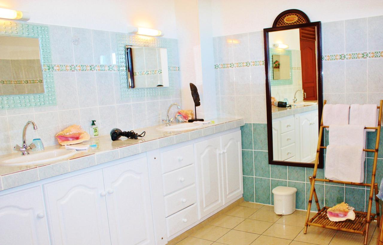 Domaine Saint Francois Hotel Buitenkant foto